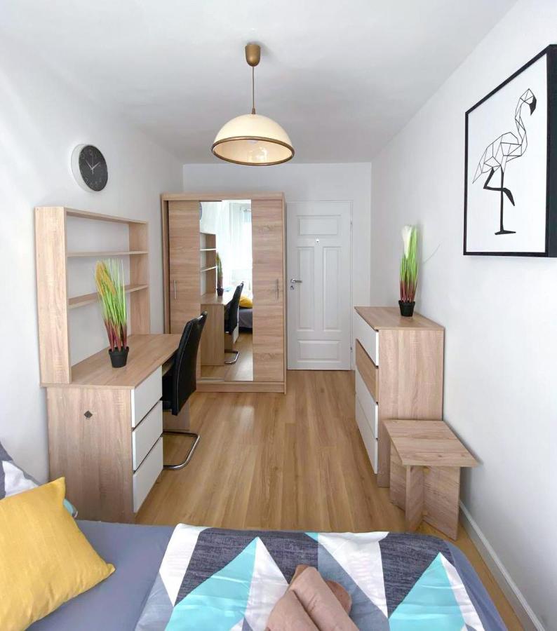 Bright Room №2 Grzybowska 9 Varsovia Exterior foto